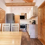 Blockhaus - Sunset Apartament *